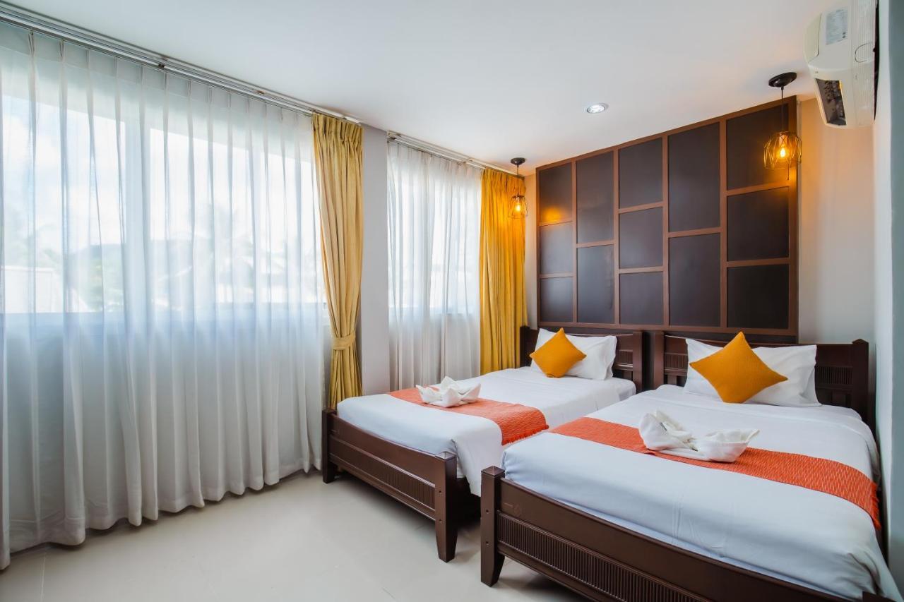 Time Out Hotel Patong Exterior foto
